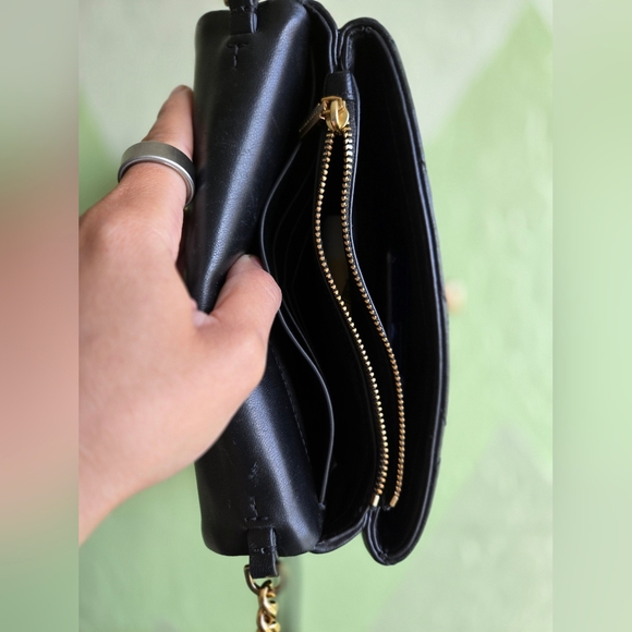 Tory Burch Kira Chevron Quilted Chain Wallet – Black Napa Leather - Picture 12 of 17